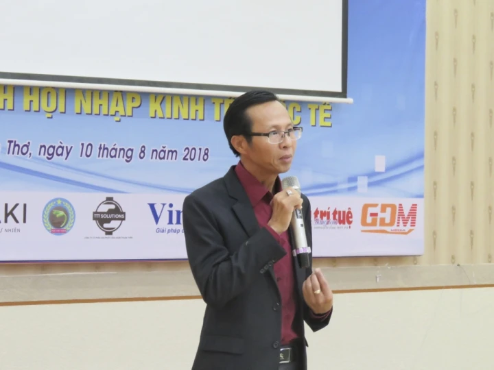 Hoạt động Luật
